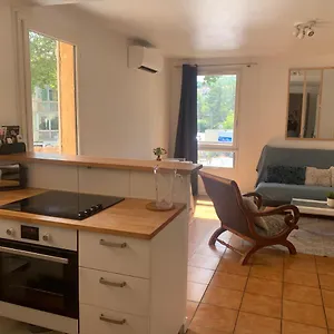 Beau T2 Clim Terrasse Idéalement Situé Appartement